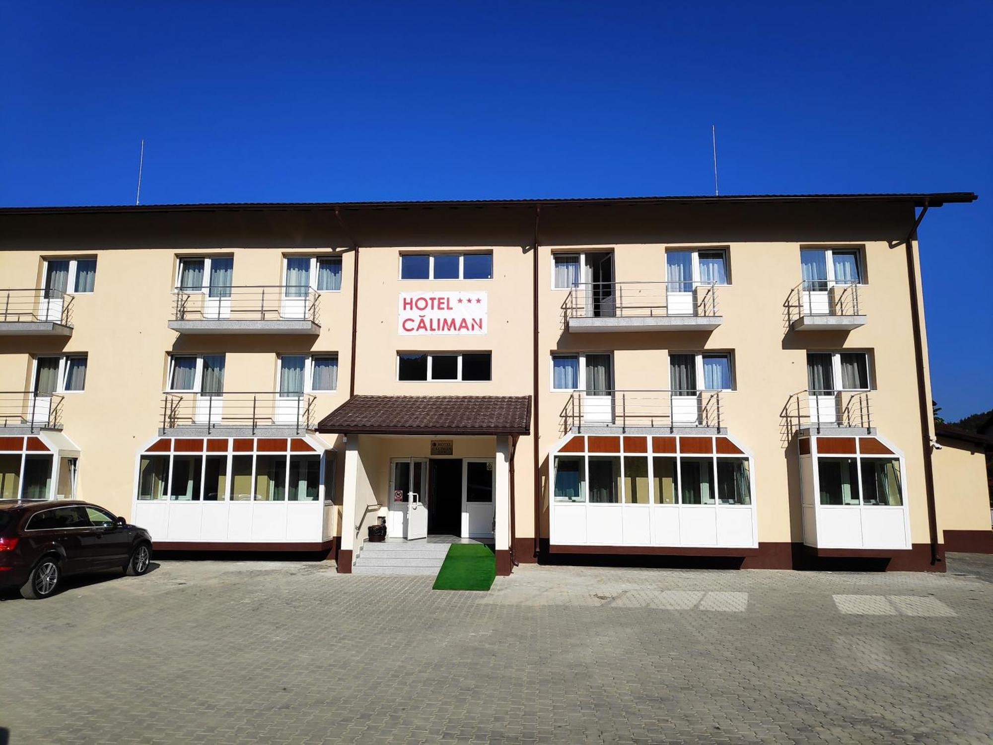 Hostel Caliman Качулата Екстериор снимка